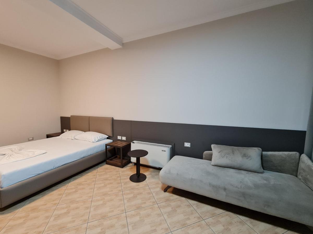 Regina Garden Vlorë Extérieur photo